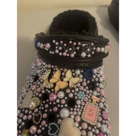 Crocs Bling Bedazzled Handmade Custom Hello Kitty Gem Black Faux Fur Women 10 - Picture 9 of 10